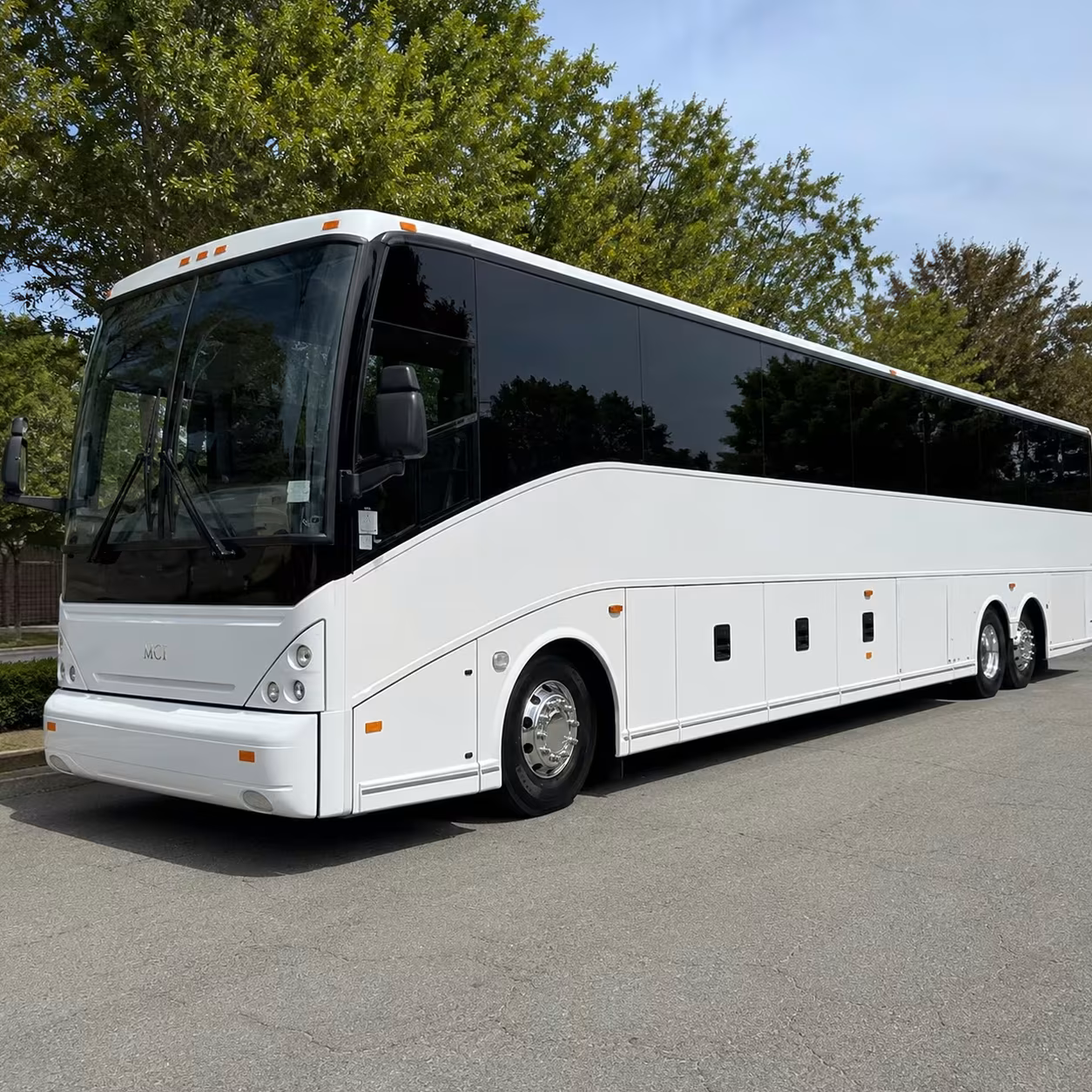 richardson employee shuttle buses for cityline and nearby offices