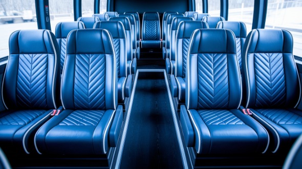 richardson 30 passenger minibus rental