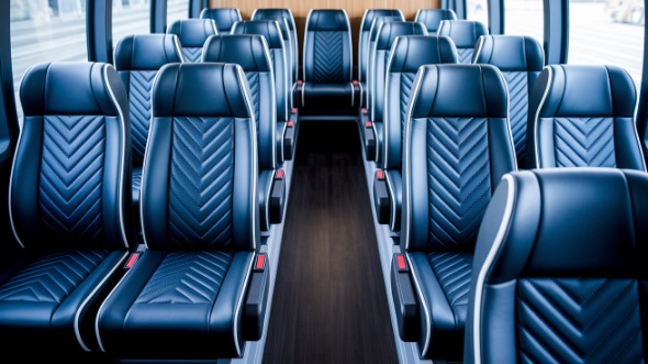 richardson 35 passenger minibus rental
